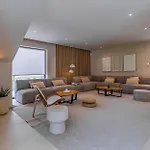 Brand New Design With Heated Pool And Sea View