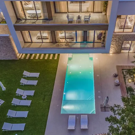 Villa Brand New Design With Heated Pool And Sea View *